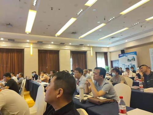 2021年全國電解鋁節(jié)能減排暨鋁用炭素新產(chǎn)品新技術(shù)交流會(huì)在聊城召開