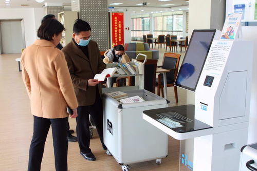 校領導到圖書館檢查指導工作